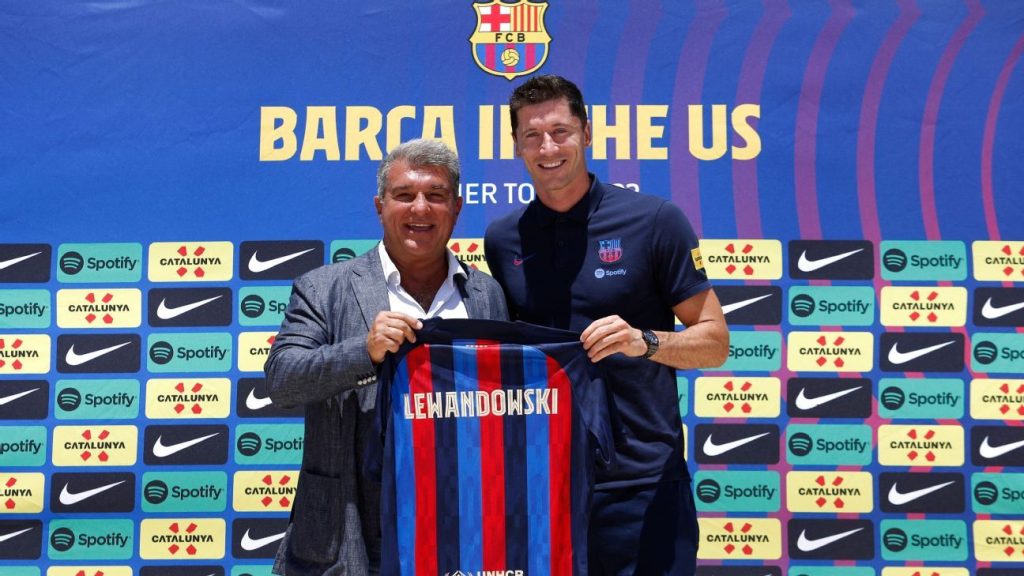 Lewandowski joins barcelona on 19 July 2022 - Photo Credit : ESPN