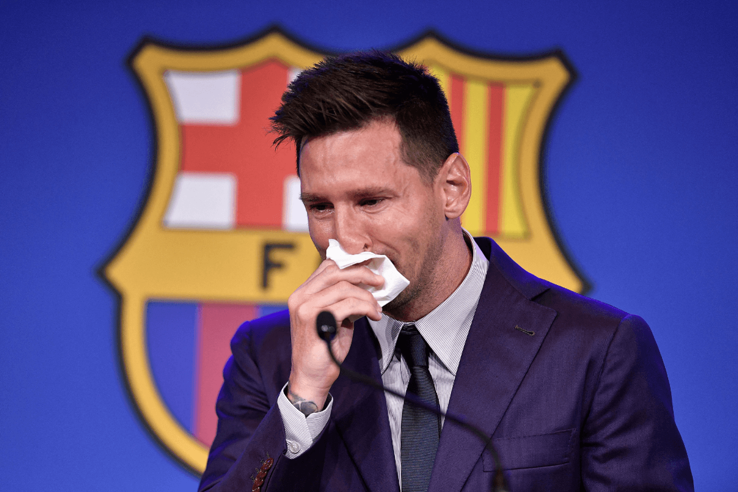 Tearful Lionel Messi confirms Barcelona exit, with move to PSG - Photo Credit : The New York Times