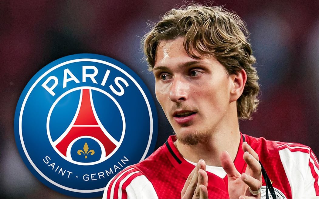 PSG Open Talks for Mika Godts (Photo credit: Softfootball media)