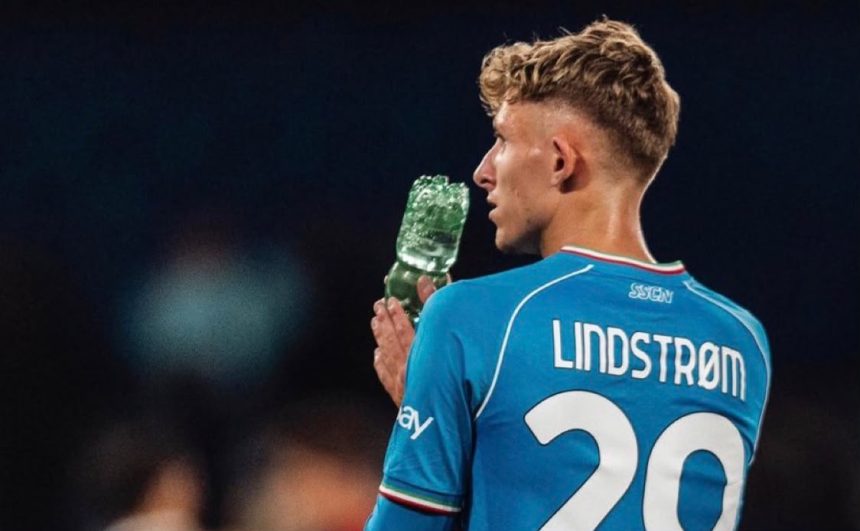 Schalke Put Jesper Lindstrøm Deal on Hold (Photo credit: Fabrizio Romano)