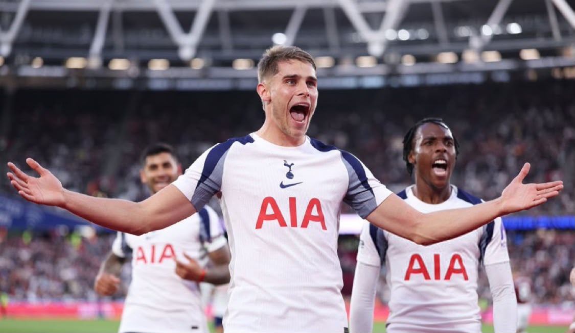 Tottenham Reach Verbal Agreement With Micky van de Ven on New Contract (Photo credit: Fabrizio Romano via x)