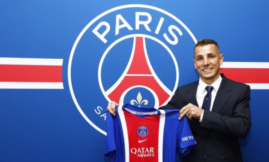 Lucas Digne Joins Paris Saint-Germain From Aston Villa (Photo credit: PSG media)