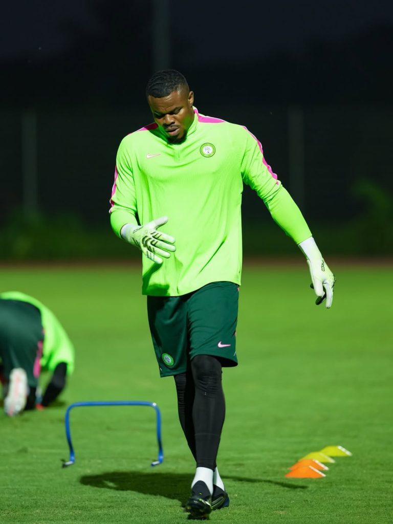 Stanley Nwabali back with the Super Eagles national team. The Chippa United goalkeeper has rejoined camp and took part in the team's first training session under the floodlights in Uyo - Photo Credit : NFF Media