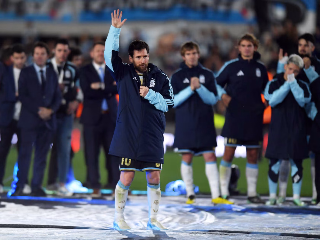 Lionel Messi bids farewell to Argentina, calling the national team the most beautiful part of his life - Photo Credit : Onefootball