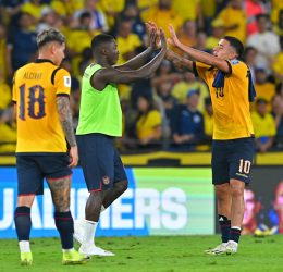 Caicedo and Paez for Ecuador (Photo credit: Chelsea media)
