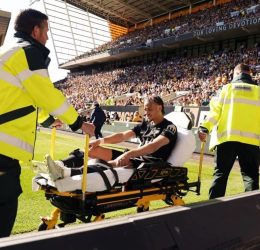 Xavi Simons being stretched out (photo credit: Spurs media)