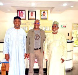 NFF president Ibrahim Gusau hosts Andrew Kamanga in Abuja (Photo credit: NFF via x)