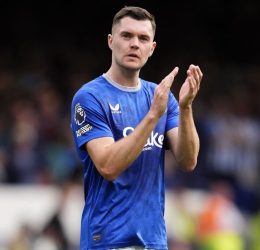 Michael Keane stays at Everton with new deal signed today until June 2027. (Photo credit: Fabrizio Romano) via x)