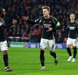 Arsenal Thrash PSV