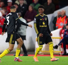 Manchester united player Amad Diallo celebrates with teammate after scoring the equalizer to make it 2-2 (Photo Credit: Manchester united X handle)