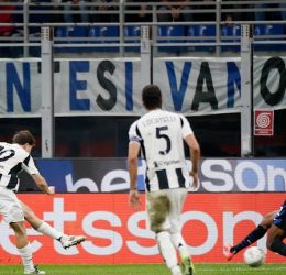 Goal! Kenan Yildiz levels the match at 4-4 - Photo Credit : REUTERS
