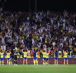Al Nassr players applauding fans after a game (Photo Credit: Al Nassr X handle)