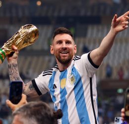 Lionel Messi wins the World Cup - Photo Credit : The Sporting News