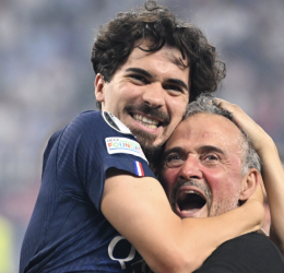 Vitinha hugging Luis Enrique after PSG won the 2025:26 champions league - Photo Credit : Fabrizio Romano, X