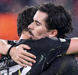 Vitinha and João Neves hugging - Photo Credit : Fabrizio Romano, X
