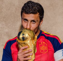 Rodri with the World Cup (Photo credit: Fabrizio Romano media)