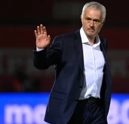Jose Mourinho (Photo Credit: Benfica media)